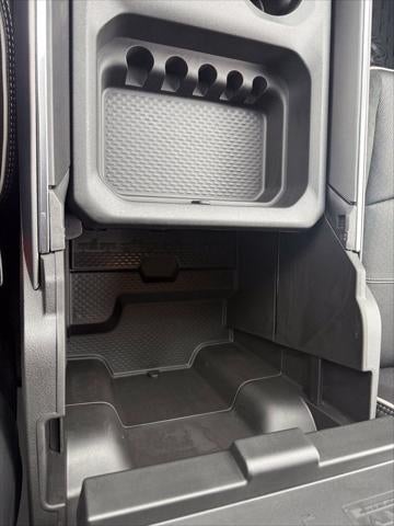 2027 RAM 3500 RAM 3500 LARAMIE CREW CAB 4X4 8' BOX