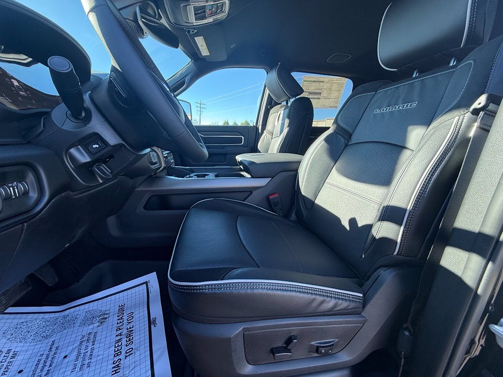 2027 RAM 2500 RAM 2500 LARAMIE CREW CAB 4X4 6'4' BOX