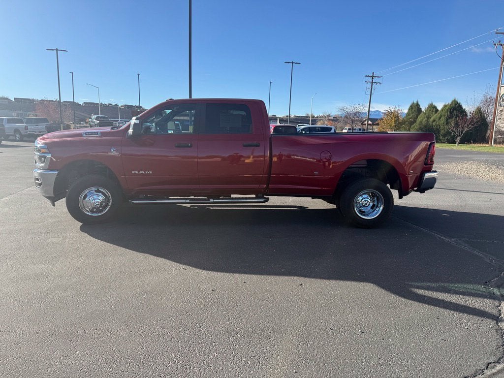 2027 RAM 3500 RAM 3500 BIG HORN CREW CAB 4X4 8' BOX