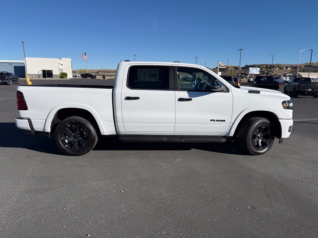 2027 RAM 1500 1500 BIG HORN CREW CAB 4X4 5'7' BOX