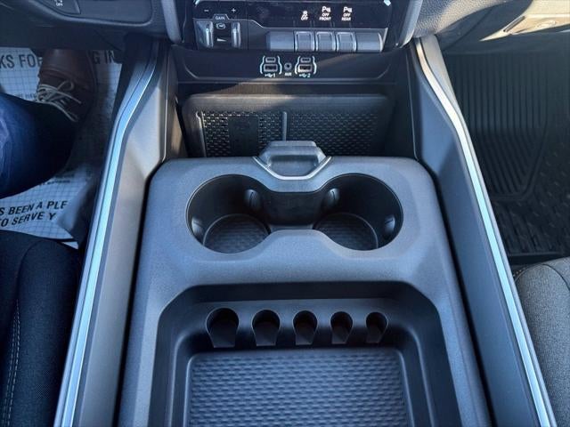 2027 RAM 1500 RAM 1500 BIG HORN CREW CAB 4X4 5'7' BOX