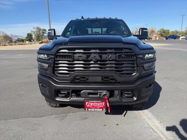 2027 RAM 2500 2500 TRADESMAN CREW CAB 4X4 6'4' BOX