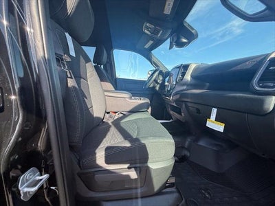2027 RAM 2500 2500 TRADESMAN CREW CAB 4X4 6'4' BOX