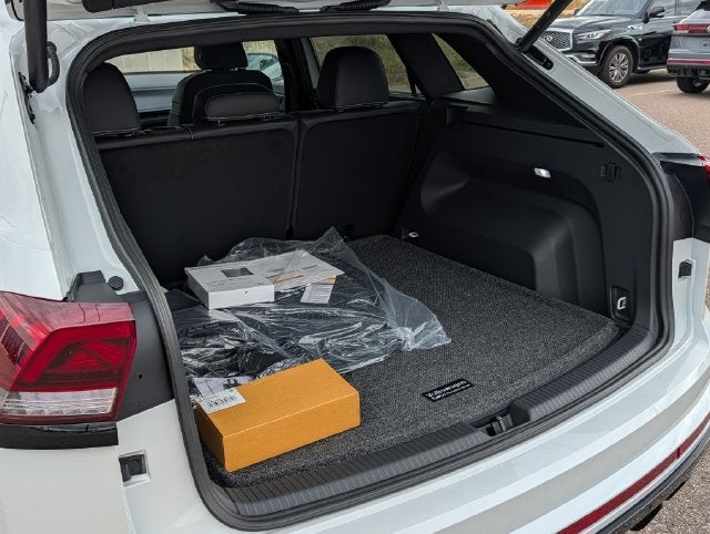 2026 Volkswagen Atlas Cross Sport SEL R-Line Black