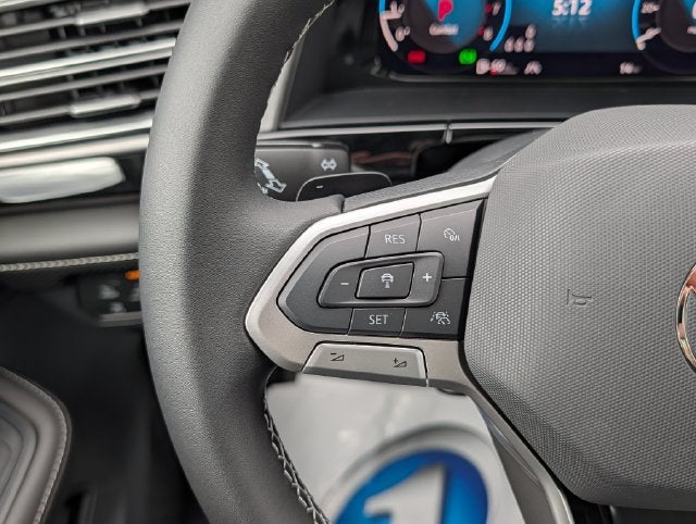 2026 Volkswagen Atlas Cross Sport SE w/Technology