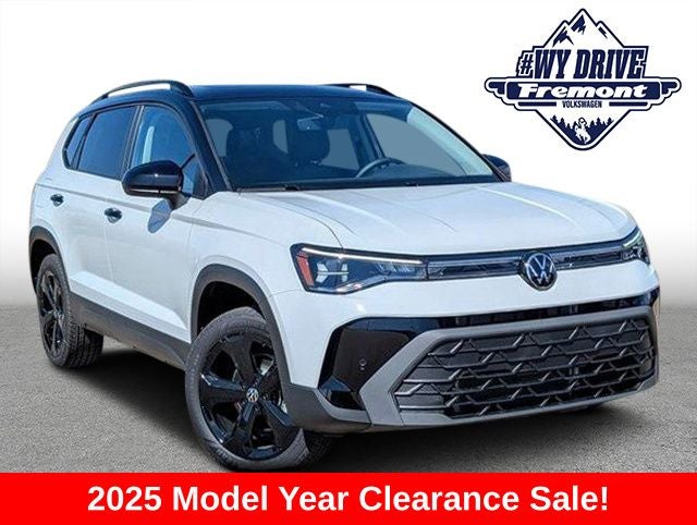 2025 Volkswagen Taos 1.5T SE Black