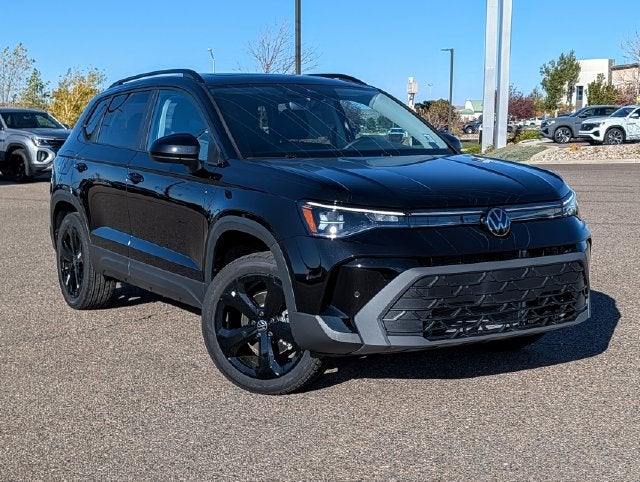2027 Volkswagen Taos 1.5T SE Black