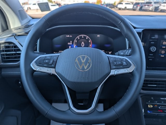 2027 Volkswagen Taos 1.5T SE Black