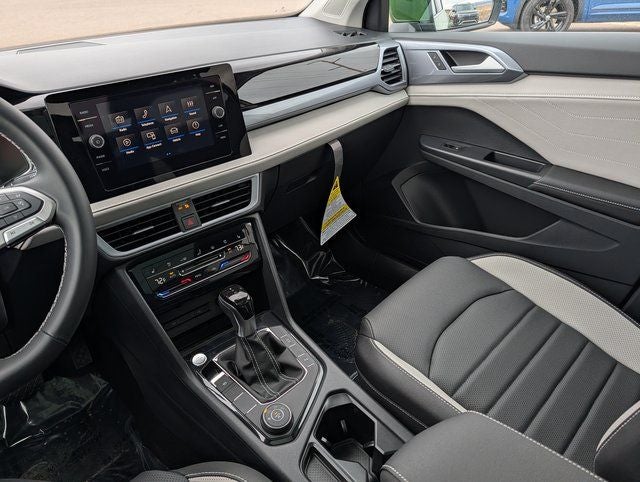 2026 Volkswagen Taos 1.5T SEL