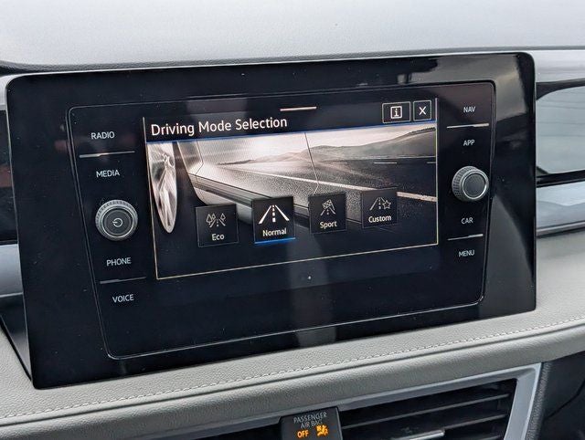 2026 Volkswagen Taos 1.5T SEL
