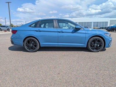 2025 Volkswagen Jetta 1.5T SE