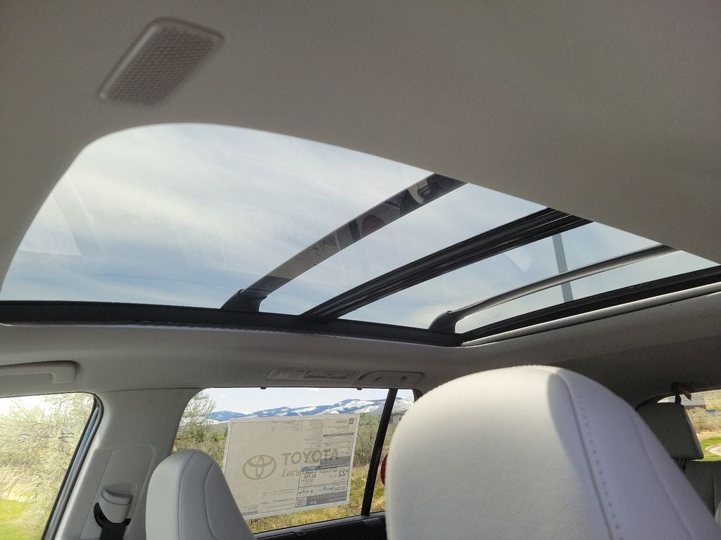 2026 Toyota Grand Highlander Base