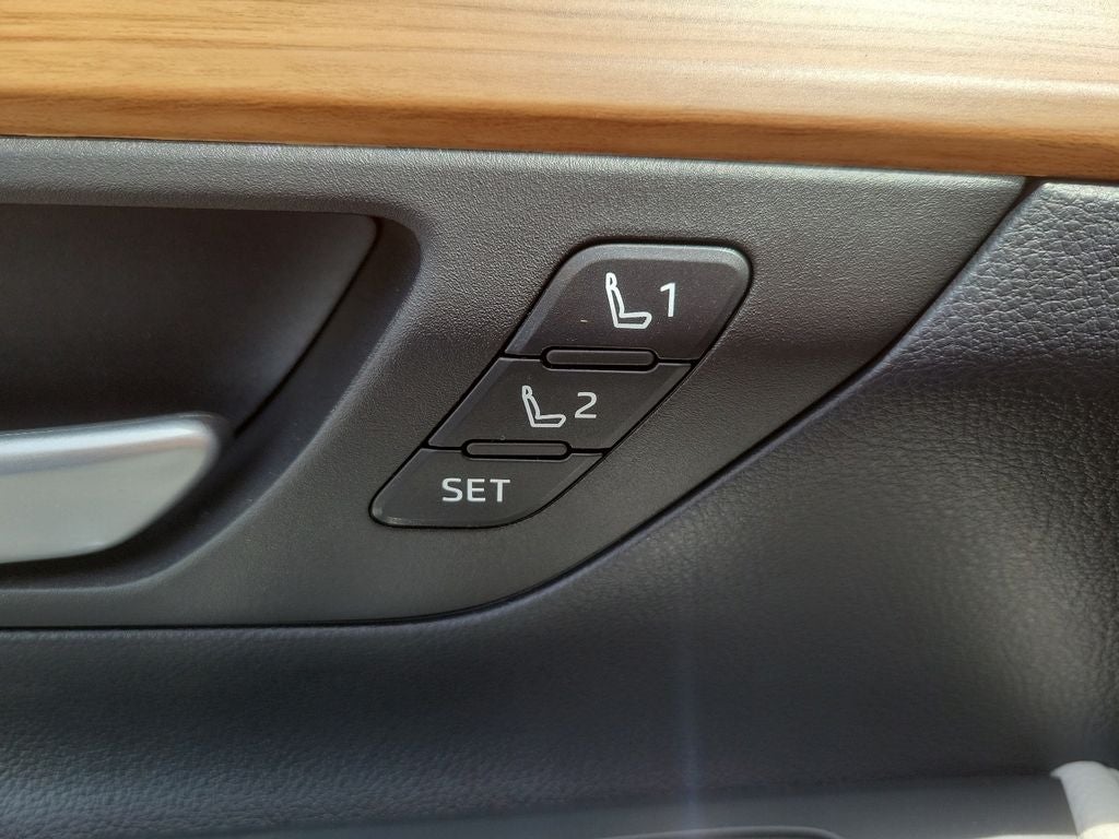 2026 Toyota Grand Highlander Base