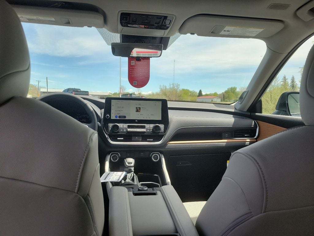 2026 Toyota Grand Highlander Base