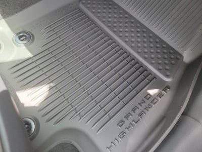 2026 Toyota Grand Highlander Base