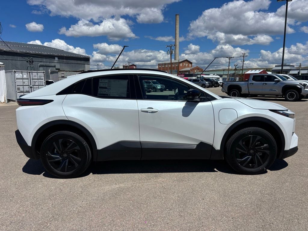 2026 Toyota C-HR SE