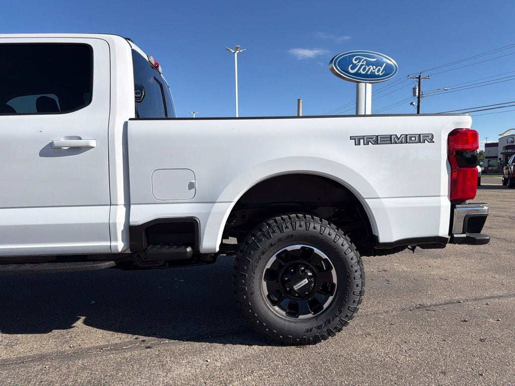 2027 Ford F-250SD XLT Tremor
