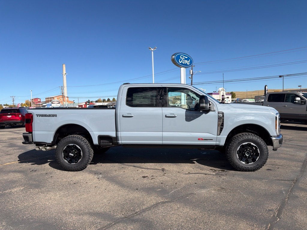 2027 Ford F-350SD Lariat Tremor Ultimate