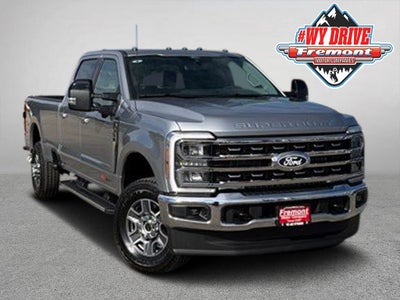 2027 Ford F-350SD Lariat