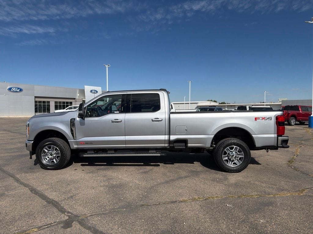 2027 Ford F-350SD Lariat