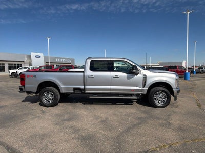 2027 Ford F-350SD Lariat