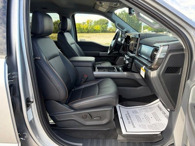2027 Ford F-350SD Lariat