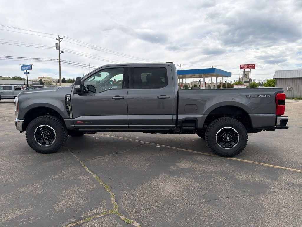2026 Ford F-350SD Lariat Tremor