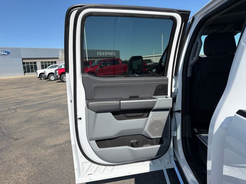 2026 Ford F-350SD XLT Premium DRW
