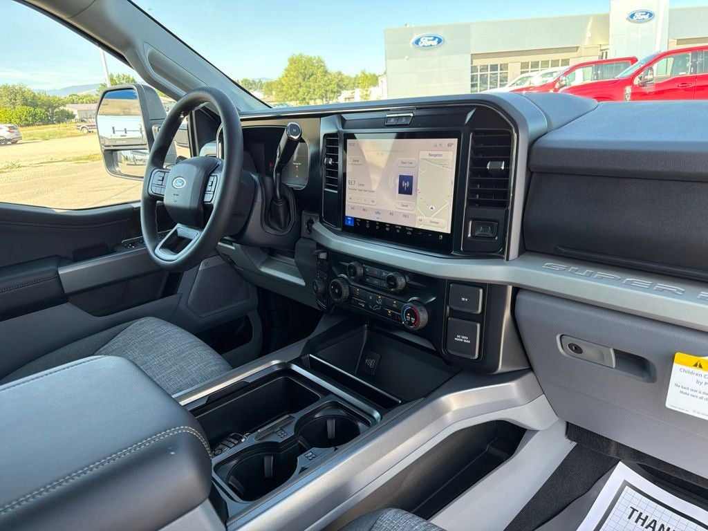 2026 Ford F-350SD XLT Premium DRW