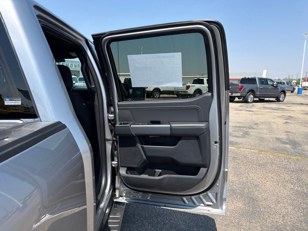 2026 Ford F-150 XLT Black Appearance
