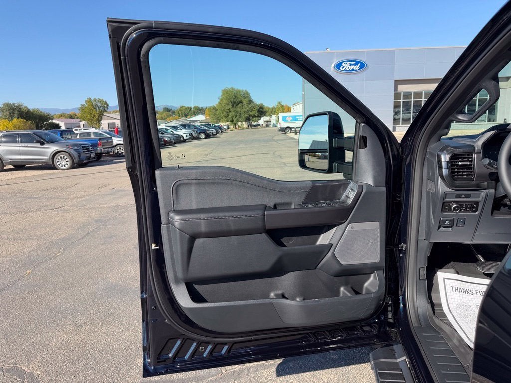 2026 Ford F-150 Lariat Black Appearance Pkg.