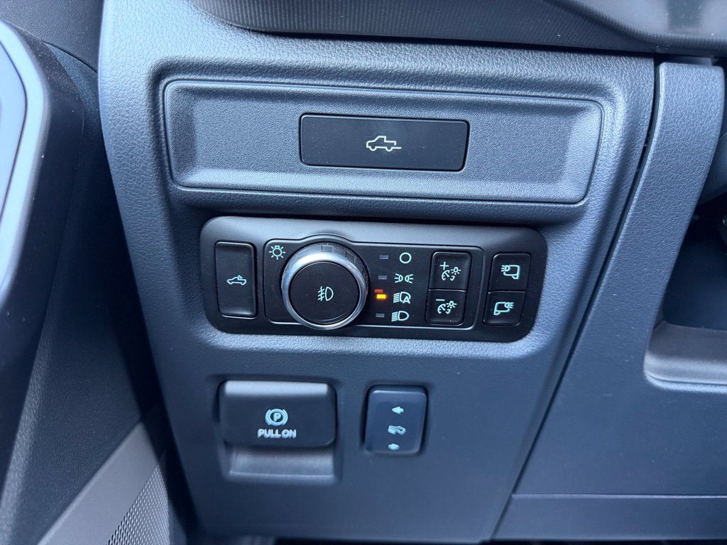 2026 Ford F-150 Lariat Black Appearance Pkg.