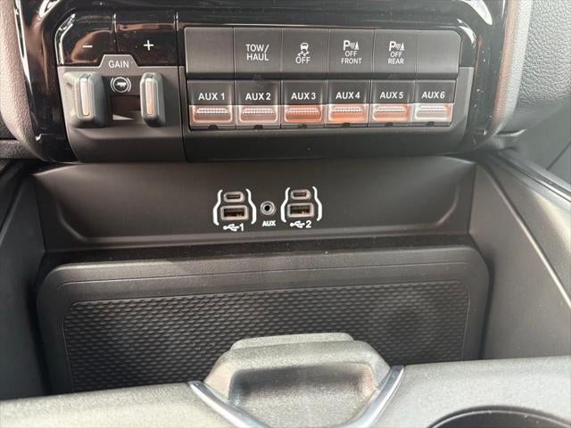 2027 RAM 2500 Big Horn Night Edition