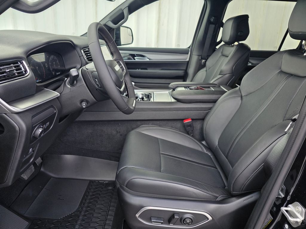 2026 Jeep Grand Wagoneer Upland