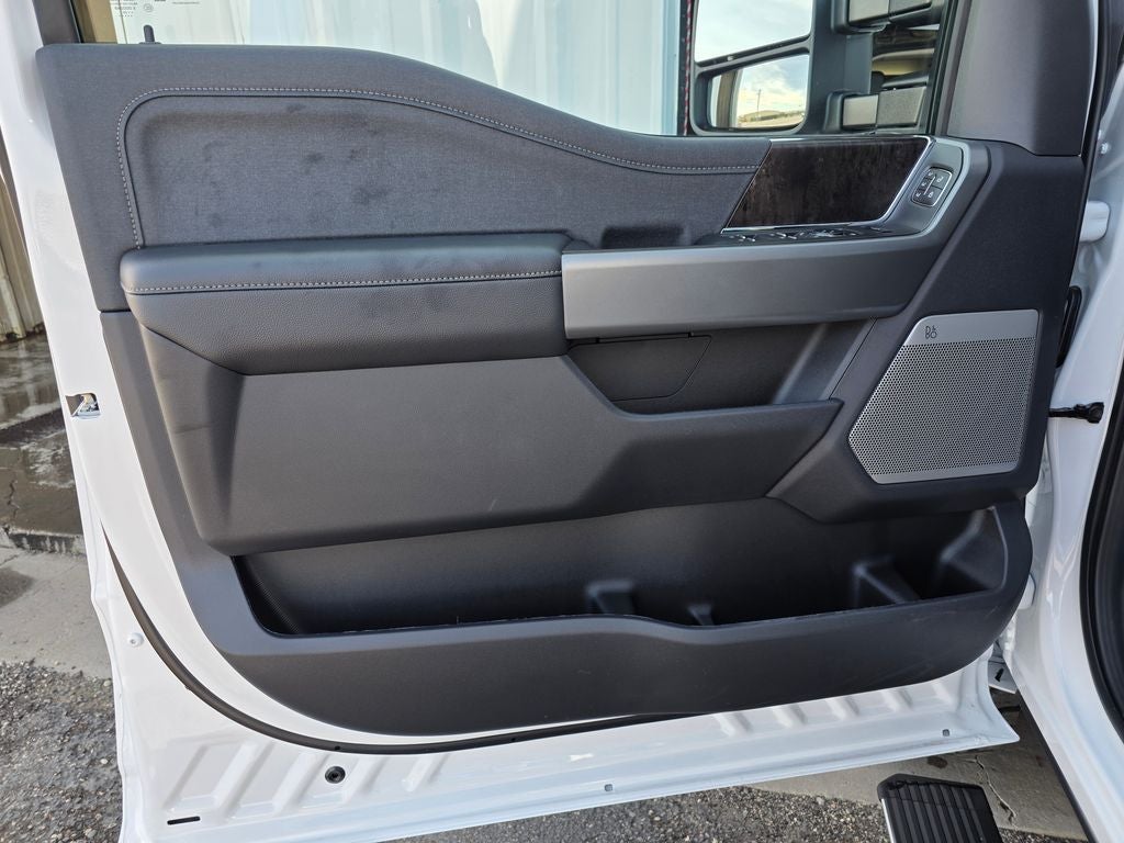 2026 Ford F-350SD Lariat Tremor