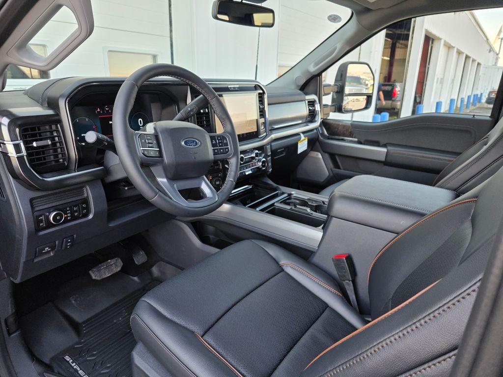 2026 Ford F-350SD Lariat Black Appearance Pkg