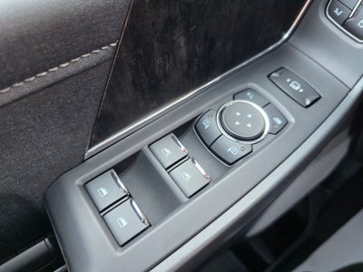 2026 Ford F-350SD Lariat Black Appearance Pkg