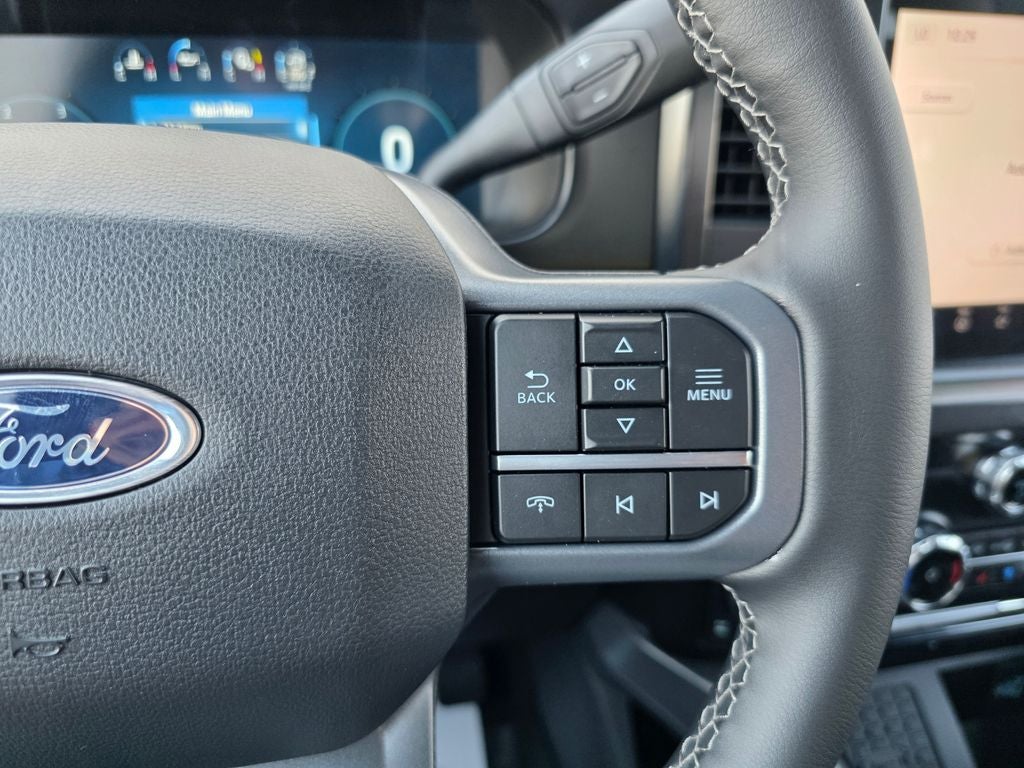 2026 Ford F-350SD Lariat Black Appearance Pkg
