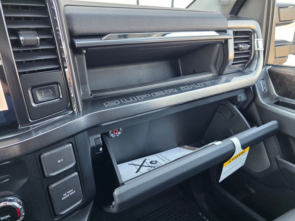 2026 Ford F-350SD Lariat Black Appearance Pkg