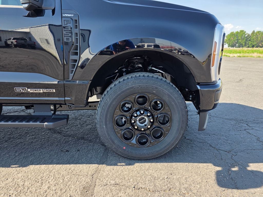 2026 Ford F-350SD Lariat Black Appearance Pkg