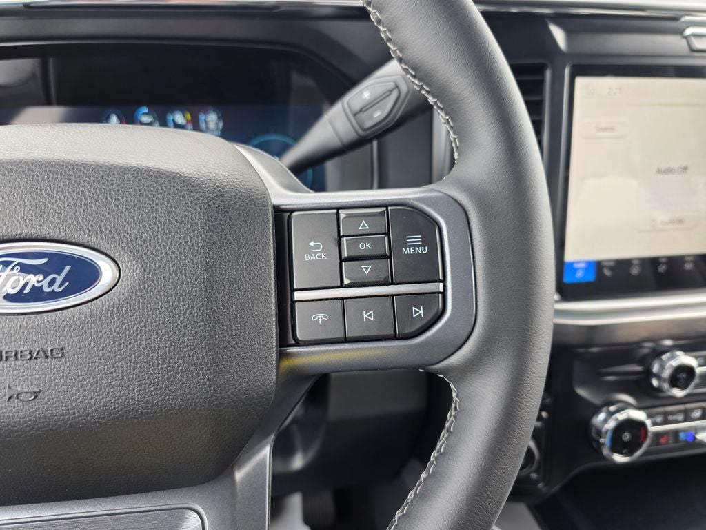 2026 Ford F-350SD Lariat DRW