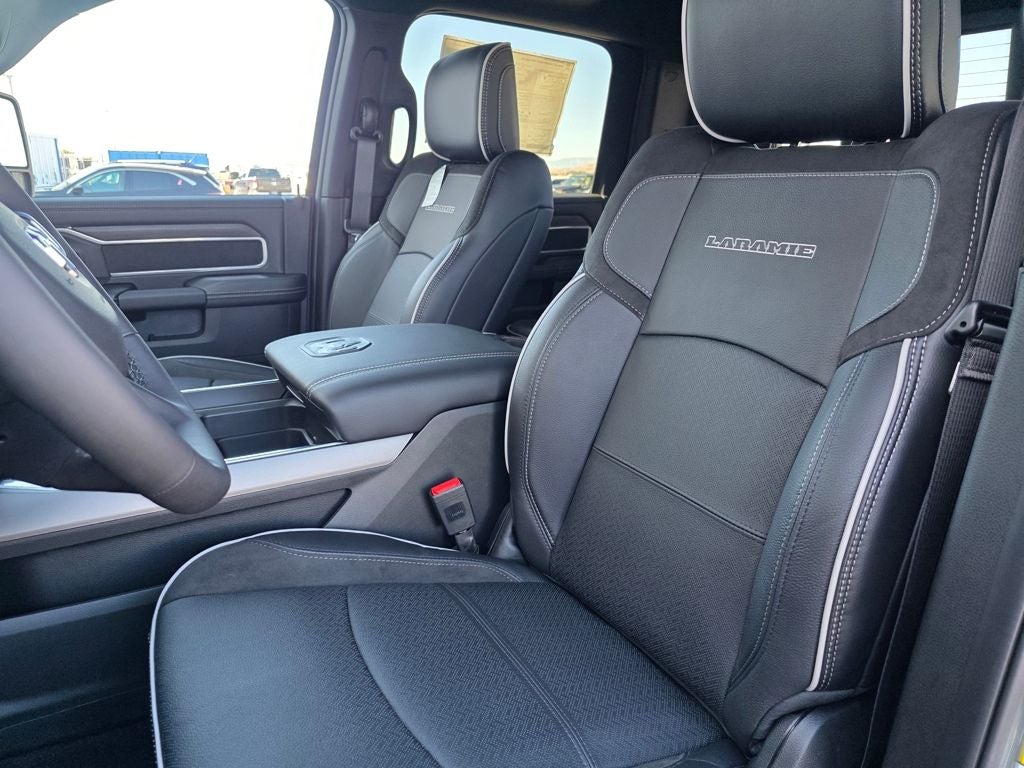 2026 RAM 2500 Laramie Night Edition