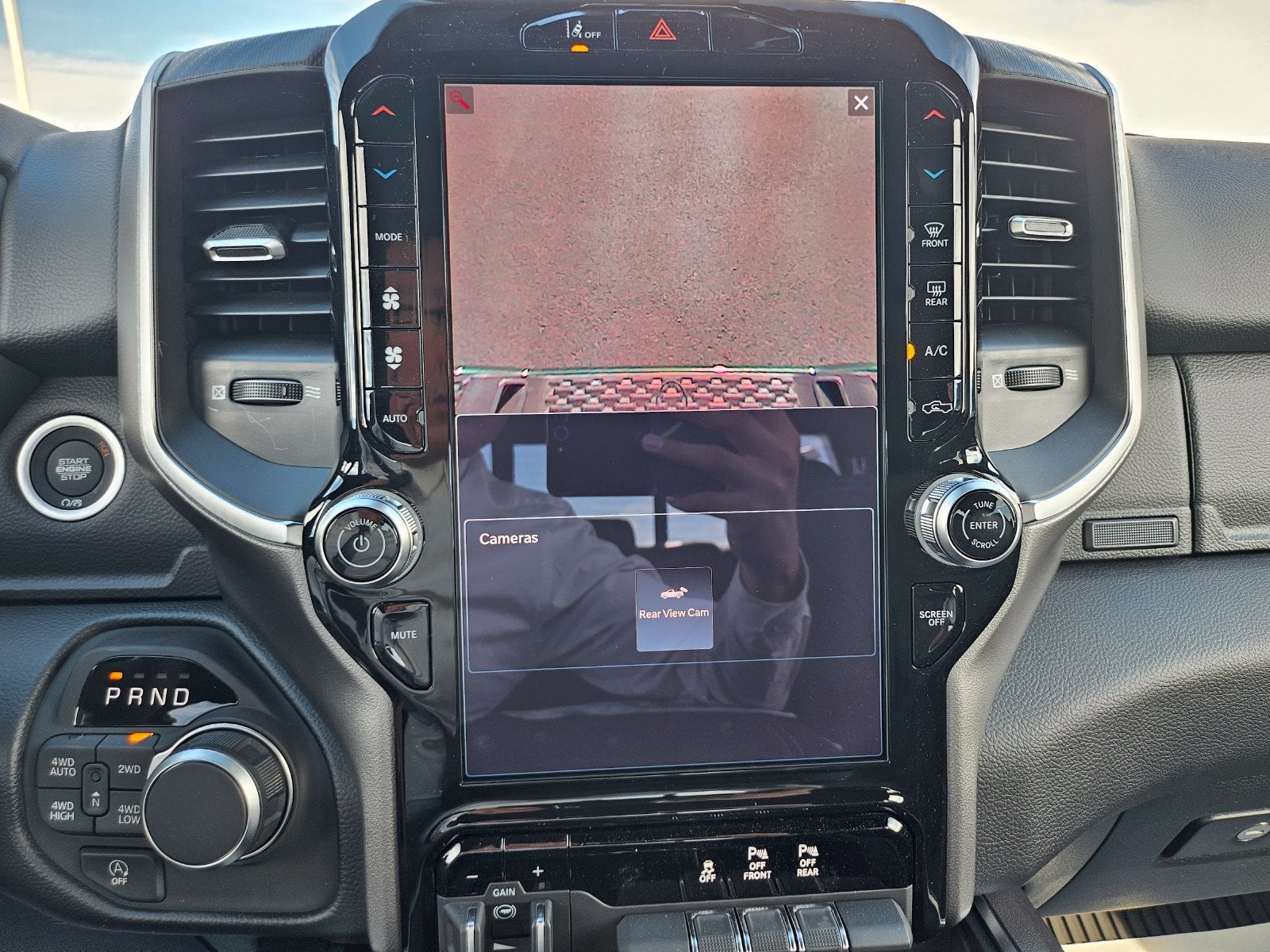 2027 RAM 1500 Big Horn/Lone Star Night Edition