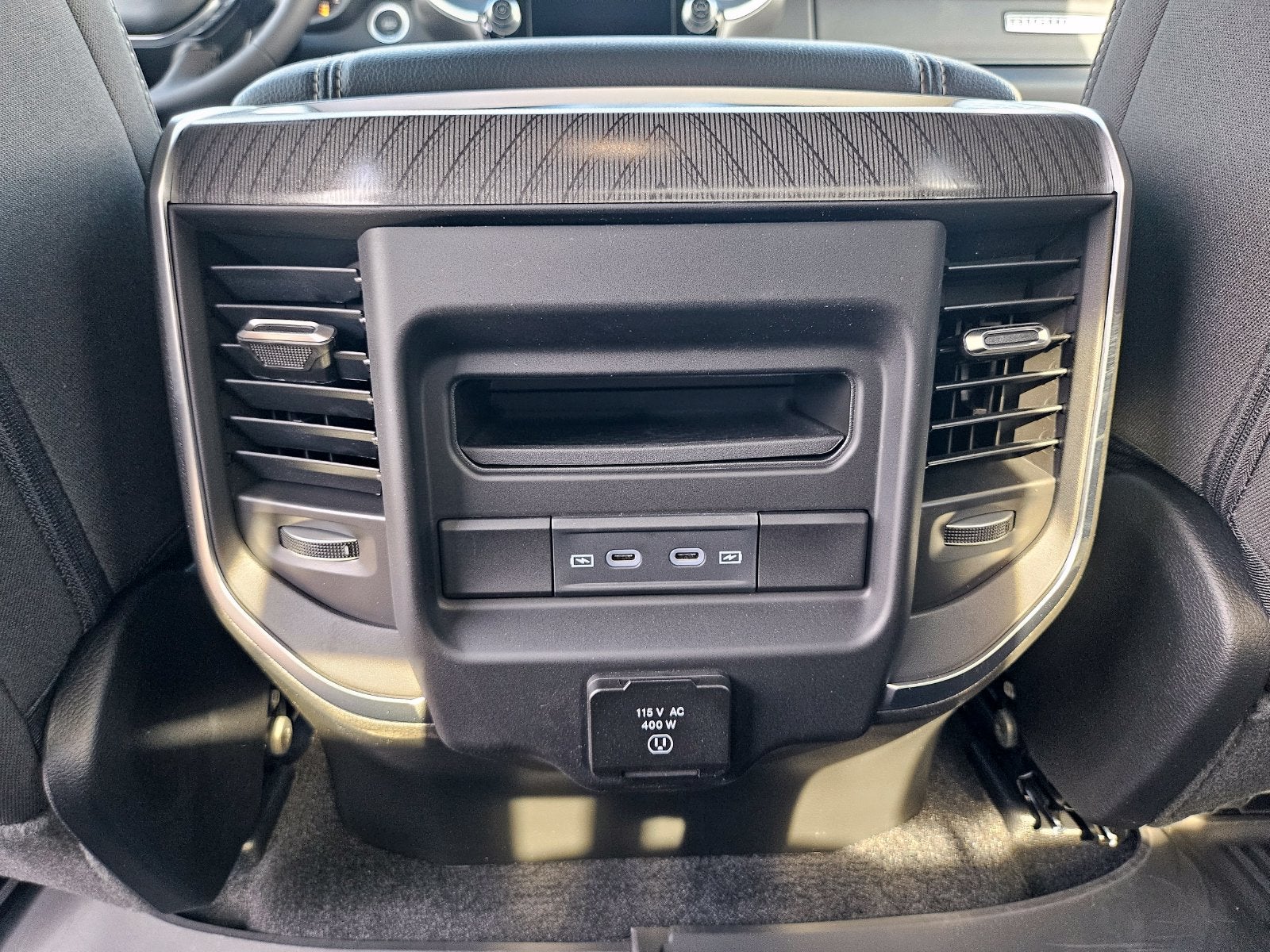 2027 RAM 1500 Big Horn/Lone Star Night Edition