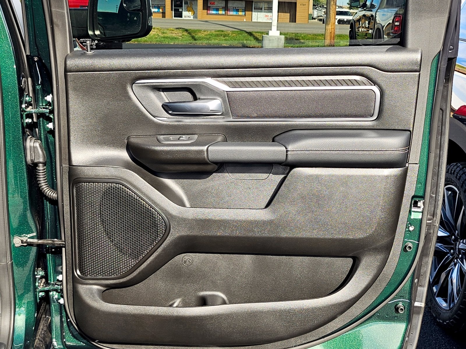 2027 RAM 1500 Big Horn/Lone Star Night Edition