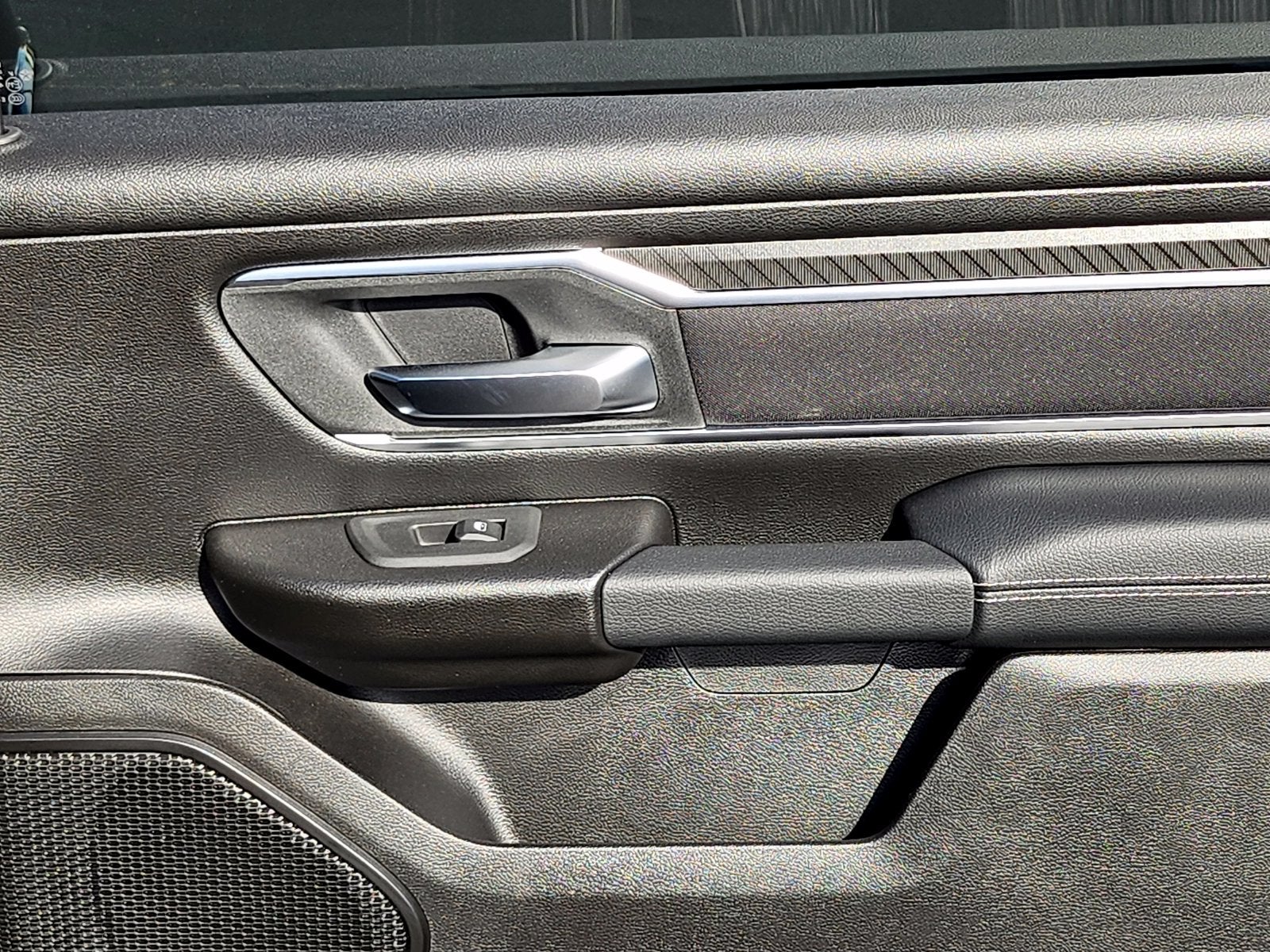 2027 RAM 1500 Big Horn/Lone Star Night Edition