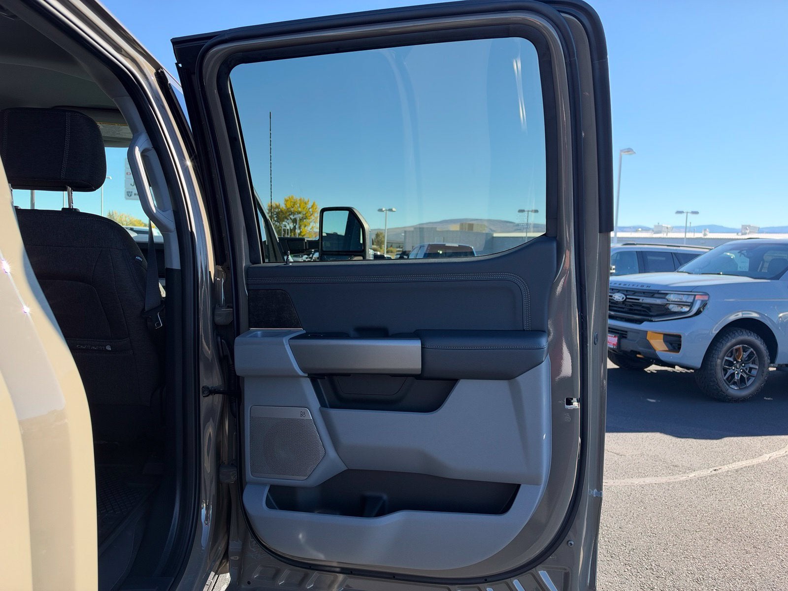 2027 Ford F-250SD F-250® XLT