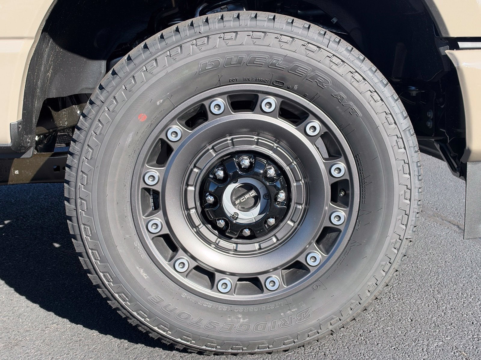 2027 Ford F-250SD F-250® XLT