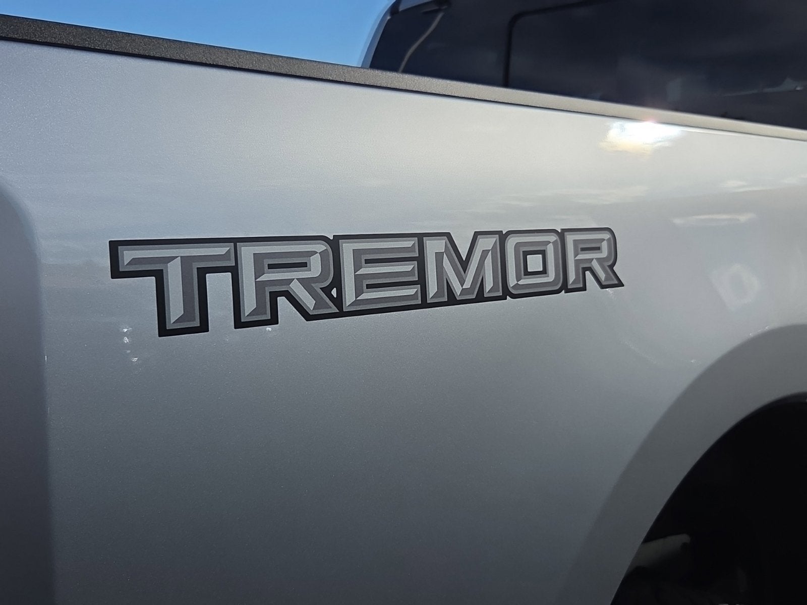 2027 Ford F-250SD Lariat Tremor