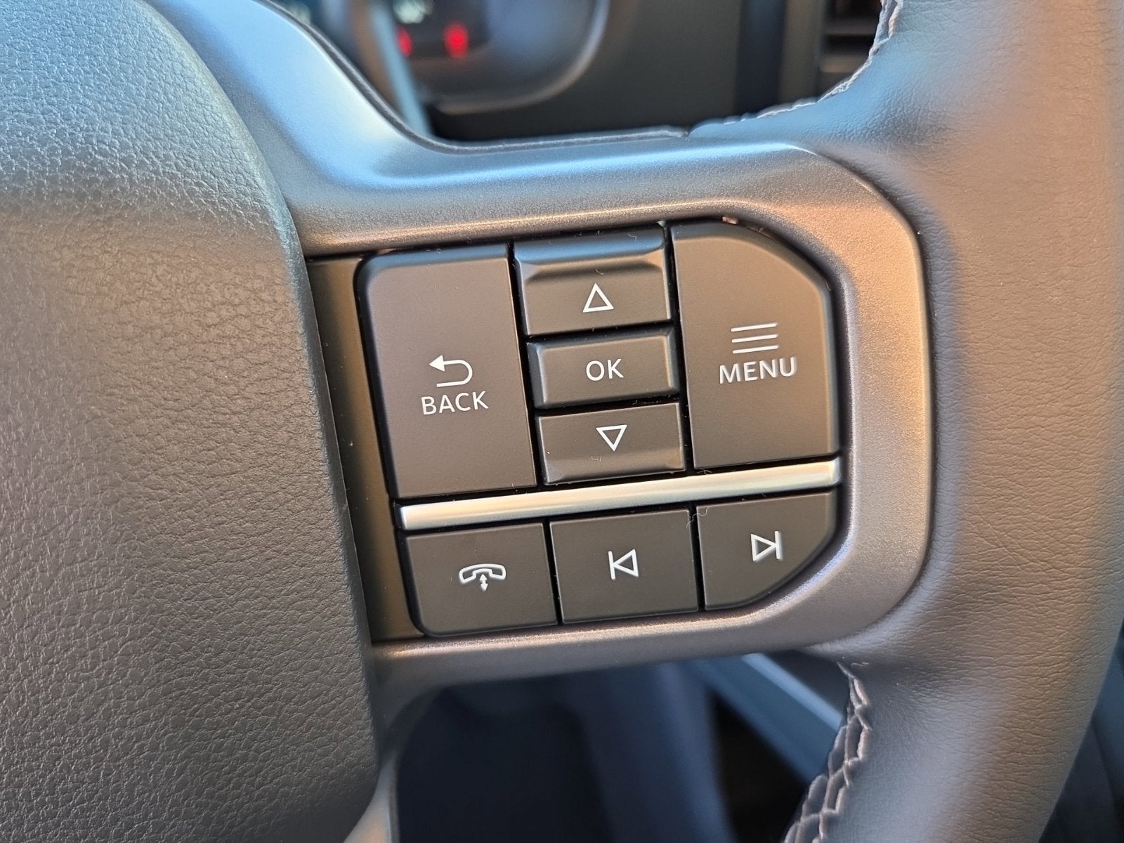 2027 Ford F-350SD F-350® Lariat®